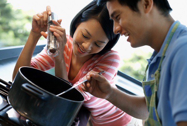 Ngày cưới, tôi hoảng hốt khi con người thật của chú rể bị phanh phui bởi hai người phụ nữ-1