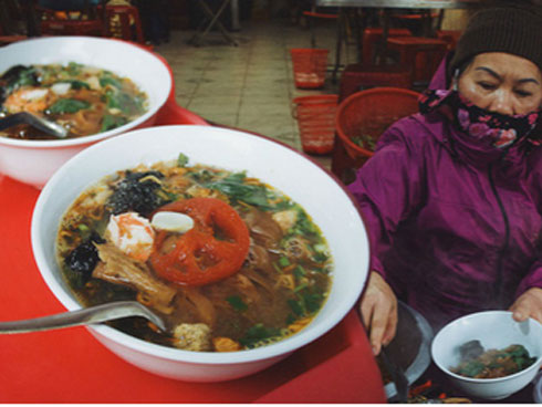 Chỉ vài phút là xong ngay món nấm chiên giòn đang sốt xình xịch ở nhiều quán ăn-5