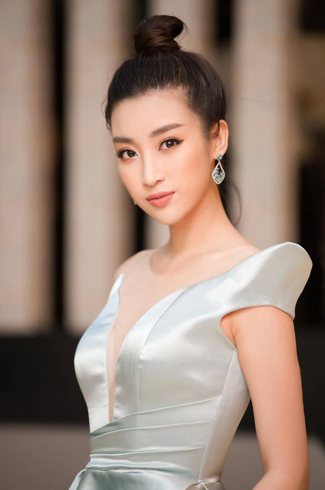 Hoa hậu Đỗ Mỹ Linh mê hoặc với tóc búi cao đầy thần thái-11