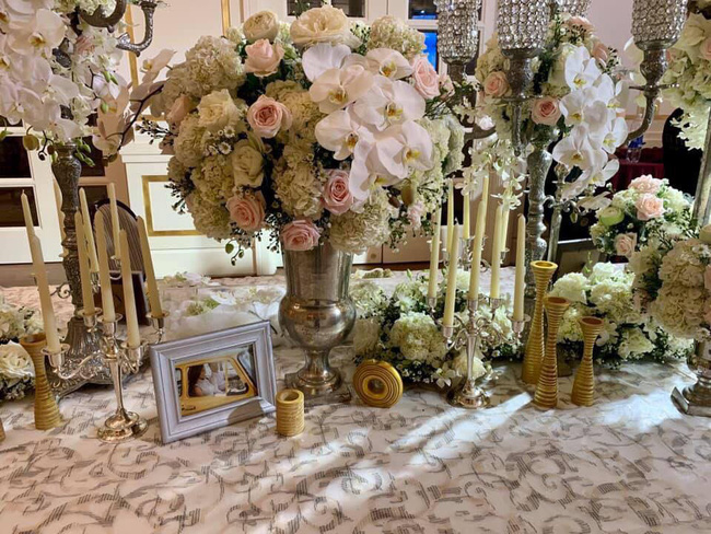 Chú rể Lê Hiếu diện áo phông, đội mũ lưỡi trai chăm chú tập dượt trước giờ diễn ra đám cưới bí mật-2