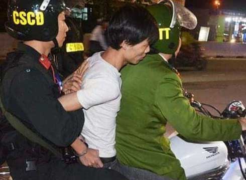 Kẻ dùng súng, mìn đã lên kế hoạch thế nào để cướp cửa hàng Viettel trong 27 giây?-4