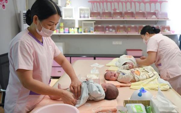 Biết nguy hiểm mẹ vẫn cố sinh con rồi ra đi sau 2 tuần, dân mạng thốt lên: Không đáng-3