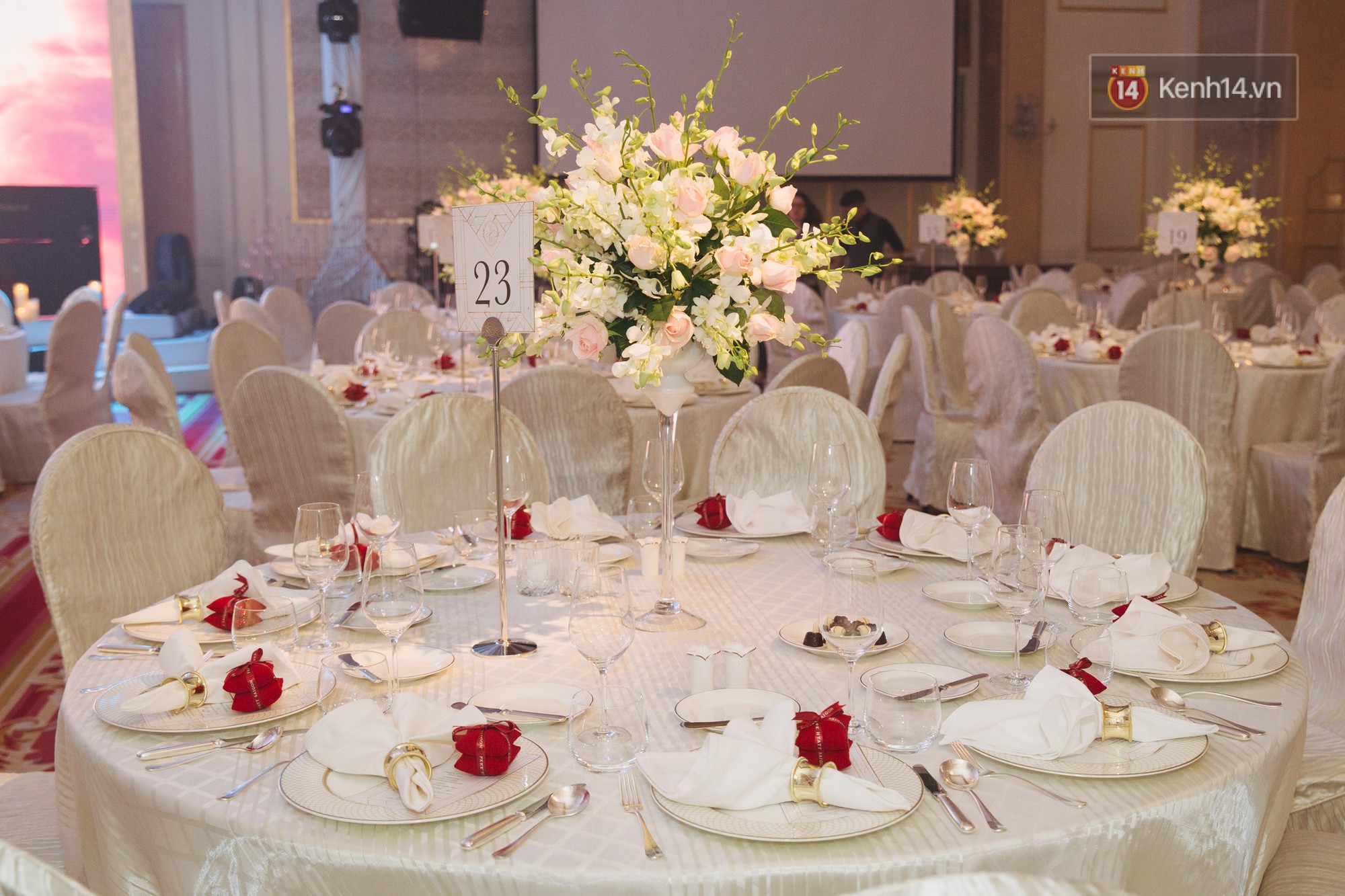 Dù rất hồi hộp, Lê Hiếu vẫn kịp nhắn đến bà xã lời hứa ngọt ngào trong đám cưới-14