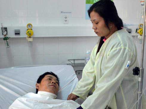 Vụ tài xế taxi ở Cà Mau bị cứa cổ: Điểm lạ...-3