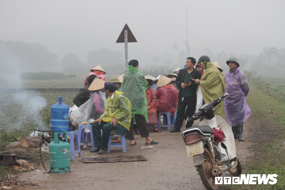 Nội thành 3 ngày không chịu được rác, vậy mà chúng tôi đã phải chịu đựng hơn 20 năm nay-2