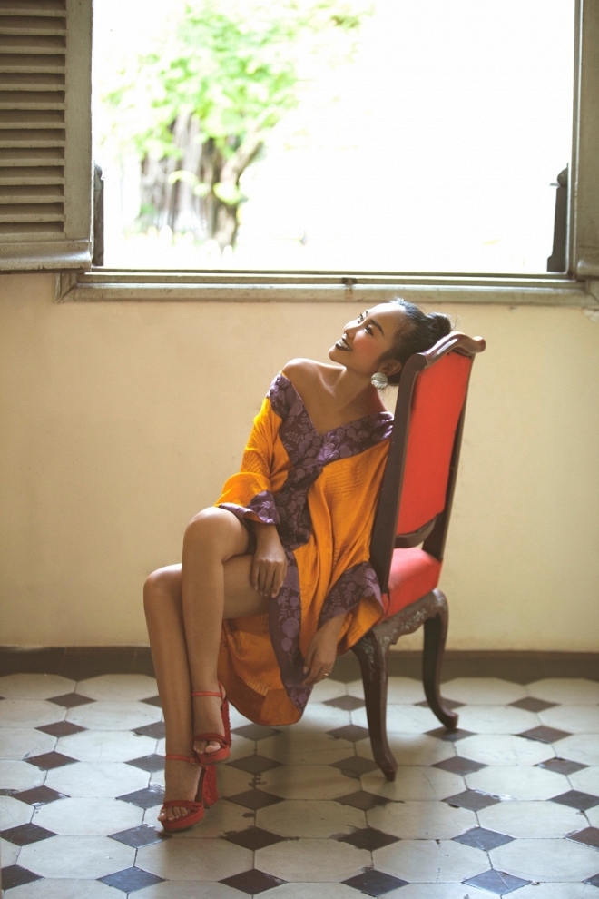 Đoan Trang nhẹ nhàng, bay bổng tạo dáng bên con gái-3