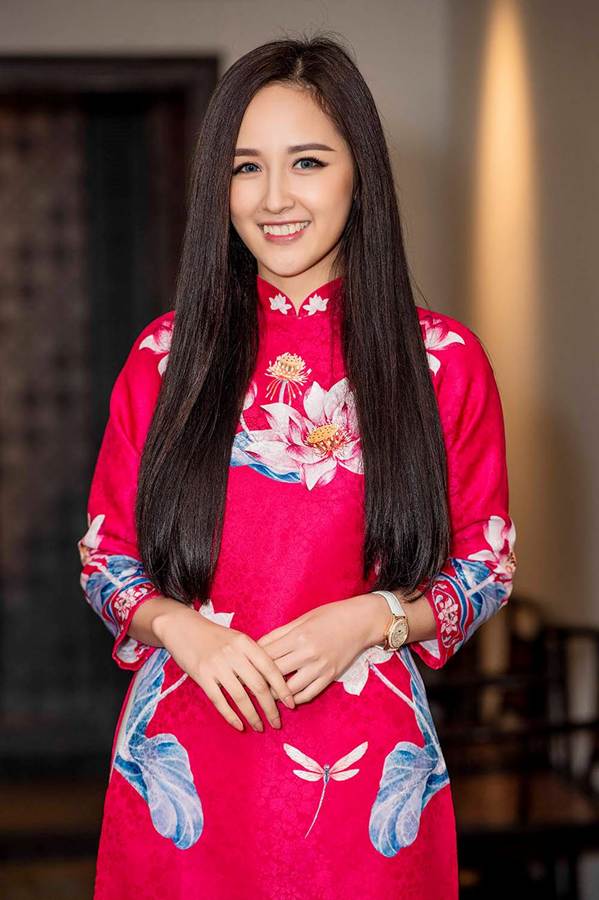 Đỗ Mỹ Linh kín đáo, Huyền My gợi cảm đọ sắc ở dạ tiệc cuối năm-11