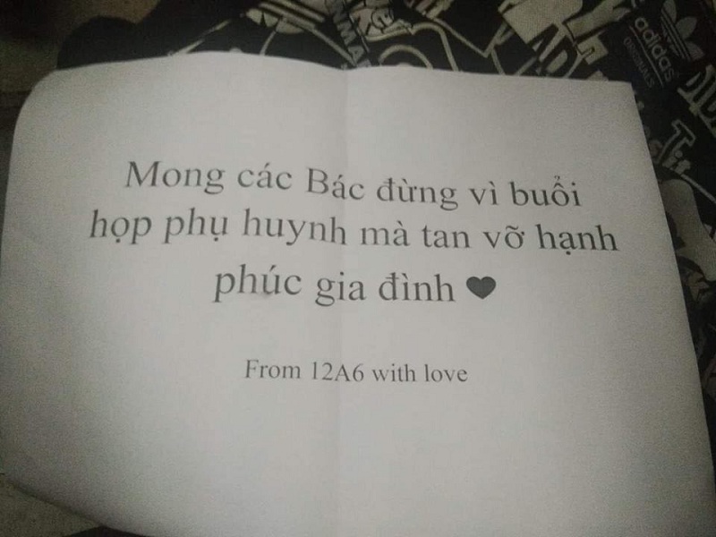 Mùa họp phụ huynh khốc liệt với những bức hình và khẩu hiệu khiến dân tình cười rụng rốn-4