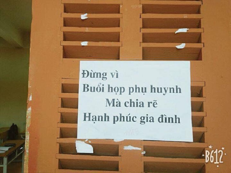 Mùa họp phụ huynh khốc liệt với những bức hình và khẩu hiệu khiến dân tình cười rụng rốn-5