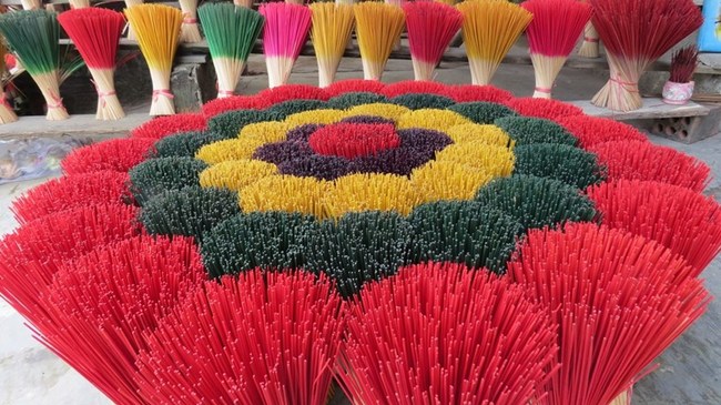 Báo tây tấp nập đưa tin về làng nghề làm hương ở ngoại ô Hà Nội-4