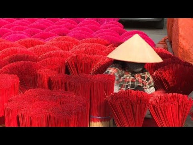 Báo tây tấp nập đưa tin về làng nghề làm hương ở ngoại ô Hà Nội-9