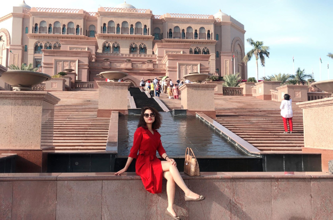 Chi hẳn 15 triệu mua đồ lót làm quà Tết tự thưởng cho mình, mẹ đơn thân gây tranh cãi vì hoang phí-1