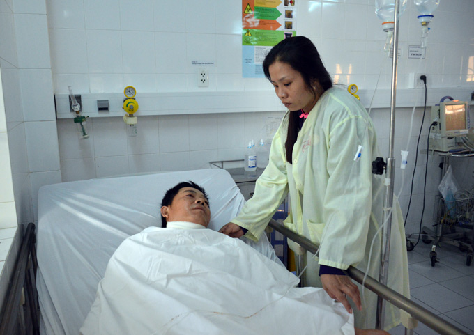 Vụ tài xế taxi ở Cà Mau bị cứa cổ: Điểm lạ...-2