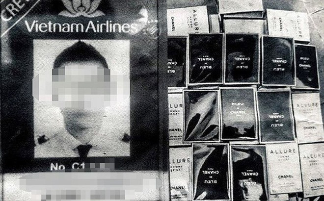 Bắt giữ cơ trưởng Vietnam Airlines để điều tra hành vi buôn lậu-1