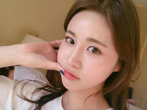 Tối nào cũng thoa một giọt này, da bạn sẽ trắng mịn, hồng hào như da em bé