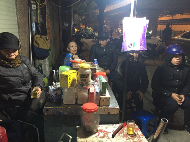 Thông tin bất ngờ về ông ngoại 72 tuổi ôm cháu bé 3 tuổi đi lang thang giữa trời lạnh ở Hà Nội-3