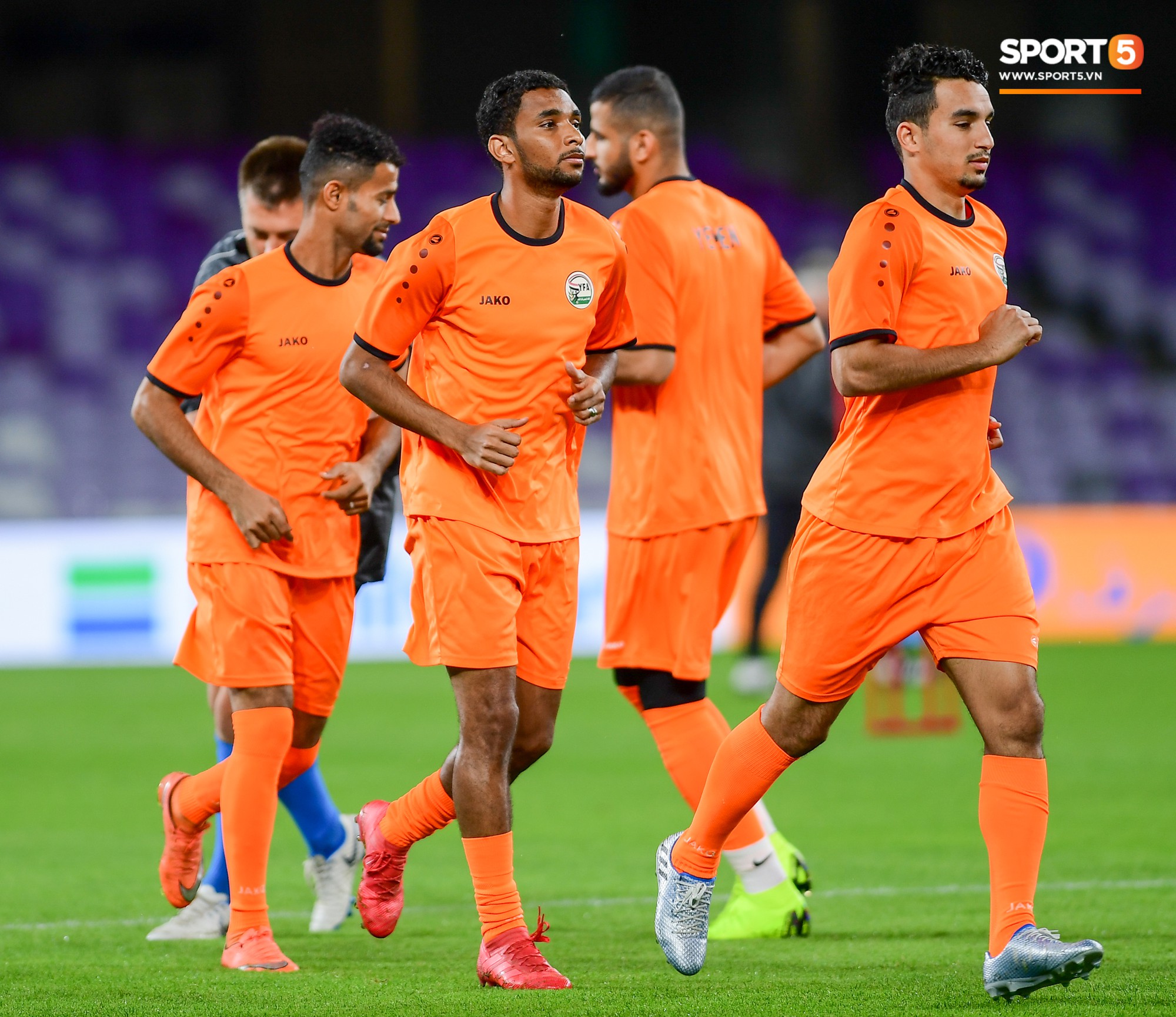 Nhìn tuyển thủ Yemen bụng phệ, niềm tin giành chiến thắng của ĐT Việt Nam càng dâng cao-1