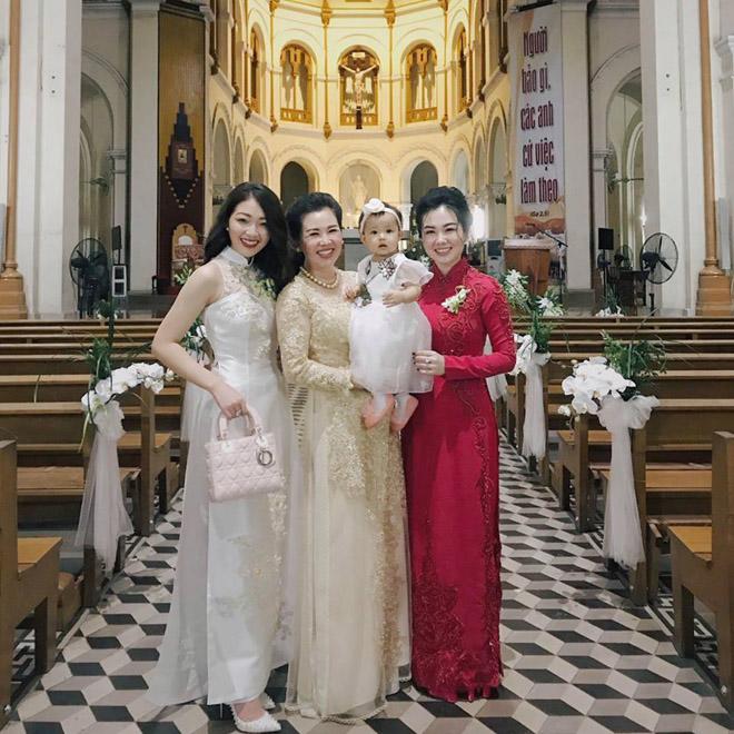 Cô dâu Nam Định được bố tặng 200 cây vàng: Chị gái từng được đón dâu bằng máy bay-8