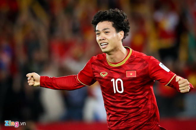 Gia đình Công Phượng, Văn Toàn cổ vũ xuyên đêm cho trận VN - Yemen-2