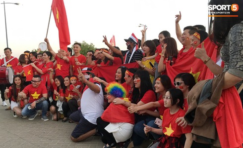 Việt Nam vs Yemen: Công Phượng, Xuân Trường đá chính, Văn Hậu chơi trung vệ-25