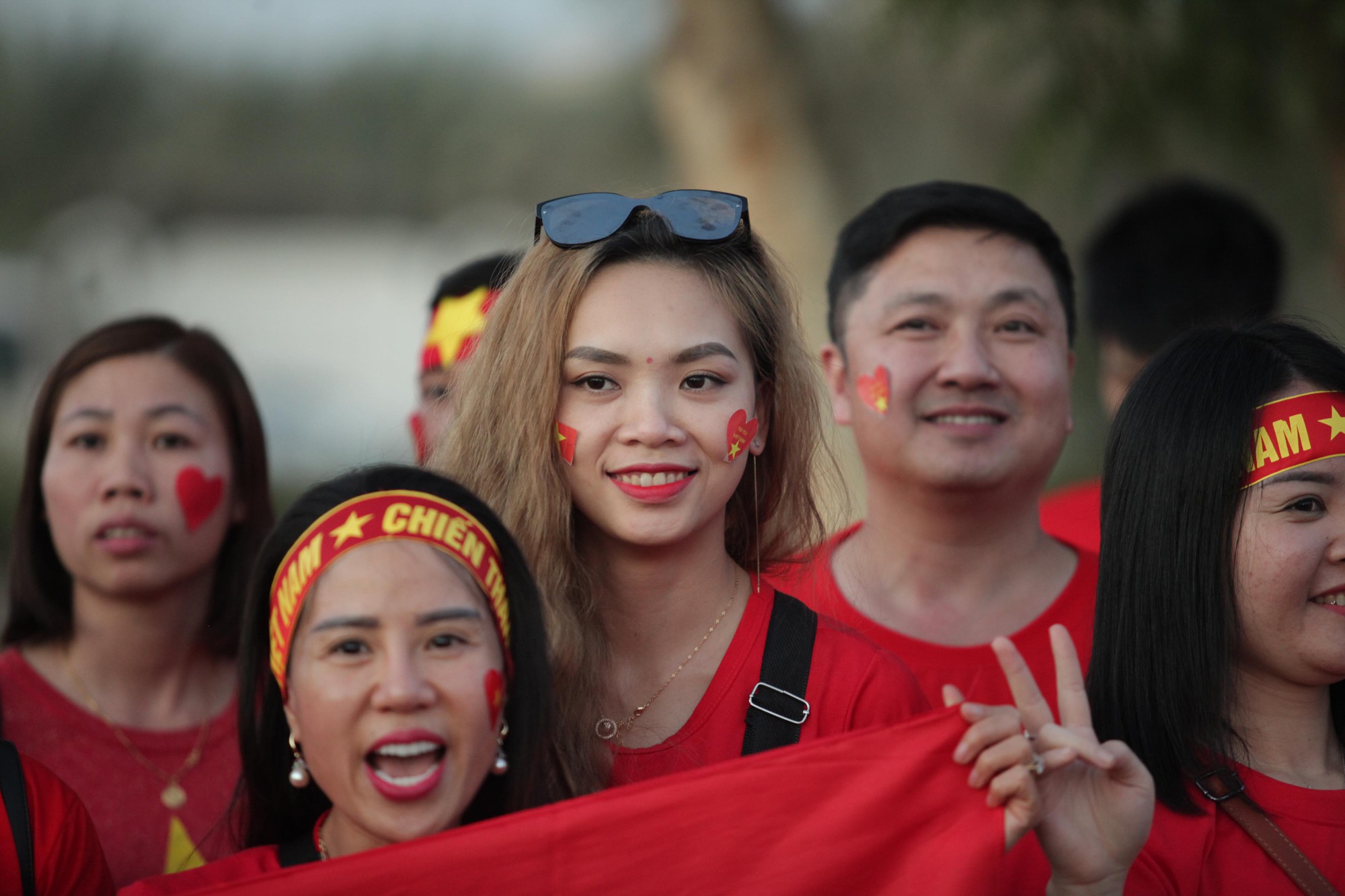 Cổ động viên Sài Gòn tiếp lửa cho đội tuyển Việt Nam lúc nửa đêm-9