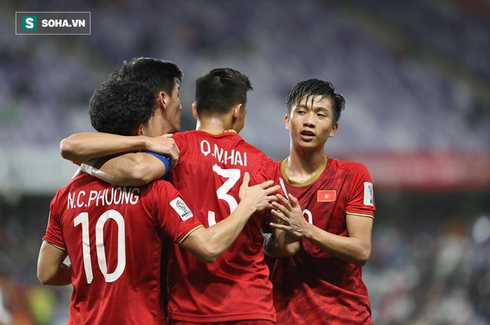 Hạ gục Yemen, thầy Park tiết lộ lời hứa của Quang Hải: Con sẽ ghi bàn, bố yên tâm!-1