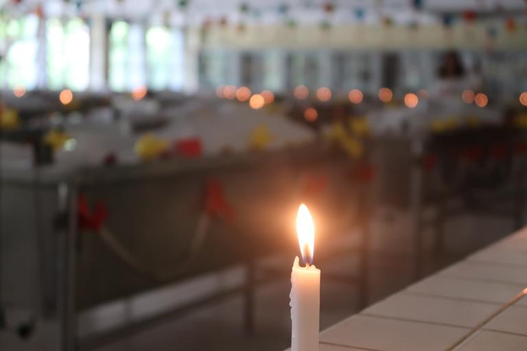 Bị chỉ trích bán xác mẹ”, cô gái 27 tuổi chỉ biết nuốt nghẹn nước mắt vào trong-1