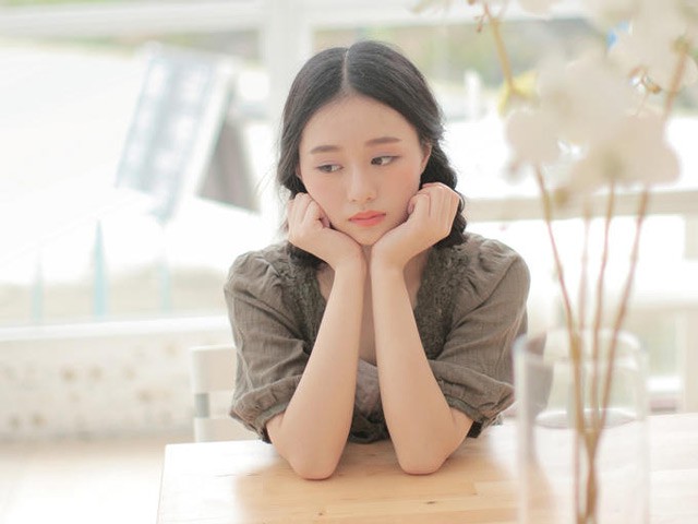 Suốt 1 tháng sau ngày cưới, chồng không động vào tôi, biết được nguyên nhân tôi run rẩy chân tay, bỏ về nhà mẹ đẻ-1