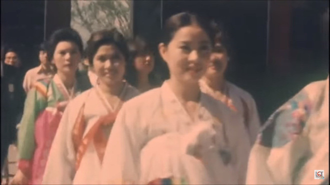 Ảnh cực hiếm: Thẩm Thúy Hằng - Thanh Nga xinh đẹp, đẳng cấp như minh tinh tại LHP Châu Á-2