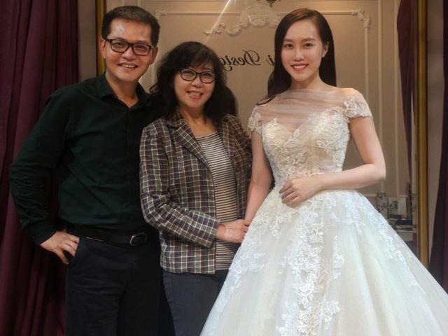 NSND Trung Hiếu khoe ảnh cưới trẻ trung dù đã U50 cùng vợ kém gần 20 tuổi-8