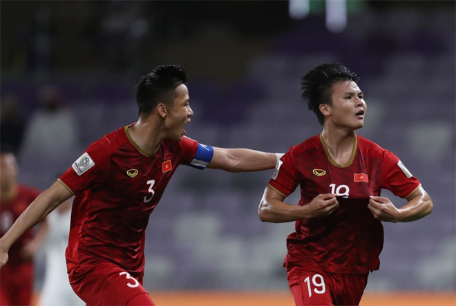 VN hạ Yemen 2-0: Sao Việt chưa vui với Văn Lâm, Quang Hải vì lý do này-1