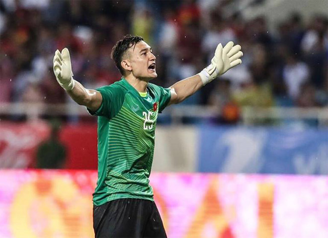 VN hạ Yemen 2-0: Sao Việt chưa vui với Văn Lâm, Quang Hải vì lý do này-2