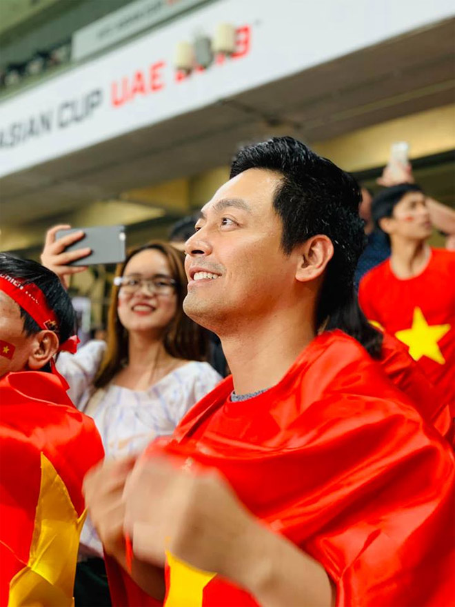 VN hạ Yemen 2-0: Sao Việt chưa vui với Văn Lâm, Quang Hải vì lý do này-4