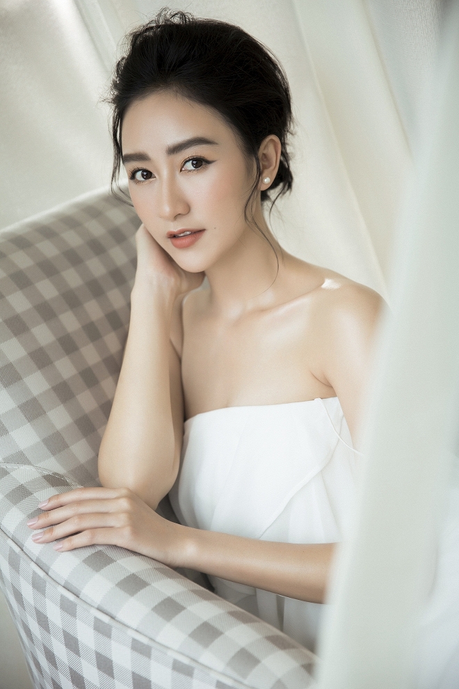 Ngắm vẻ đẹp tinh khôi, nữ tính của Hà Thu trước thềm năm mới Kỷ Hợi-8