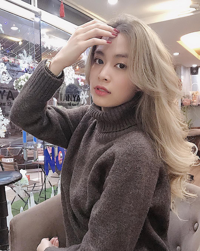 Tết gần kề, Hoàng Thùy Linh đổi hẳn 3 màu tóc, màu nào cũng sang chảnh như gái Tây-1