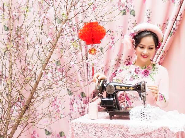 Diễn viên Diệu Thảo Phía trước là bầu trời e ấp như thiếu nữ trong bộ hình đón Tết-7