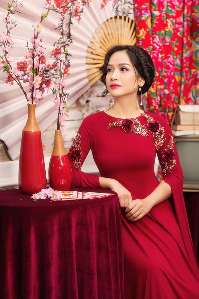 Diễn viên Diệu Thảo Phía trước là bầu trời e ấp như thiếu nữ trong bộ hình đón Tết-5