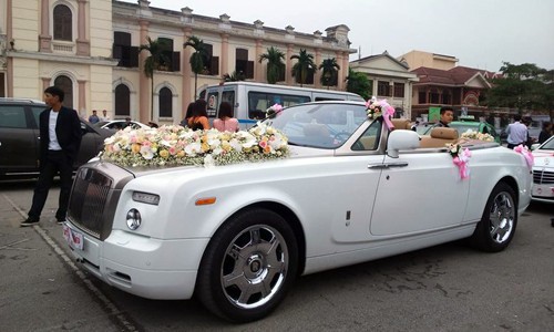 Đám cưới tại lâu đài trăm tỷ, rước dâu bằng Rolls-Royce và máy bay: Nam Định xứng đáng đứng đầu về độ chịu chơi tổ chức đám cưới-31