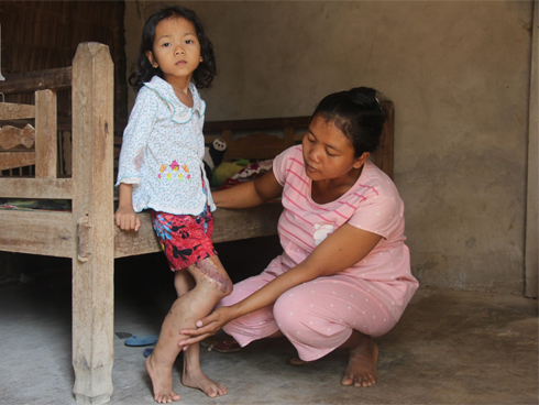 Hà Nội: Lửa thiêu rụi quán cháo ếch, 1 người bị thương-10