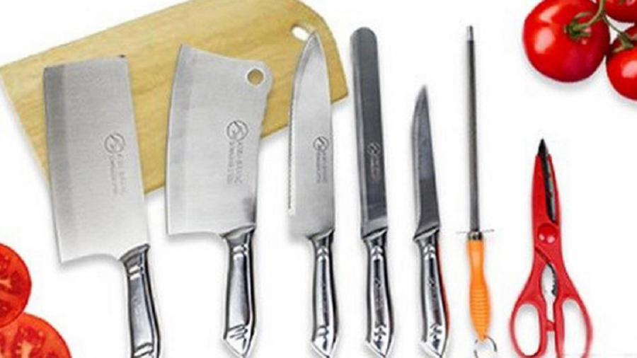 Cứ tiện tay cất dao kéo thế này, bảo sao cả nhà cứ ốm yếu dặt dẹo, vận may cả đời không ghé cửa-1