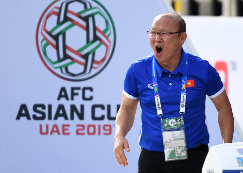 Báo châu Á: Phù thủy Park Hang Seo nghẹt thở giật vé cho tuyển Việt Nam-2