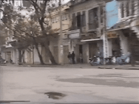 Mùng 1 Tết Hà Nội năm 1995: Một Hà Nội vẫn còn đường đất, không cờ hoa xác pháo và bình yên đến lạ