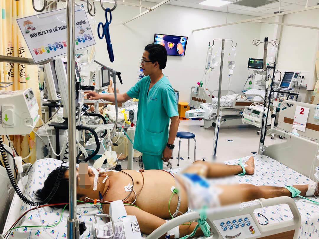 Bé trai mắc bệnh hiếm, có thể mất mạng vì muỗi cắn, chú ý điều này khi trẻ tập đi-1