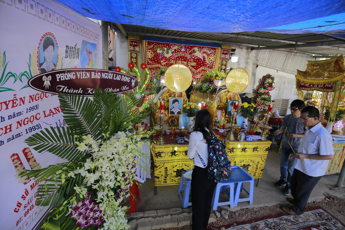 Buốt lòng tiếng khóc con thơ mất cả cha lẫn mẹ dưới bánh xe container-10