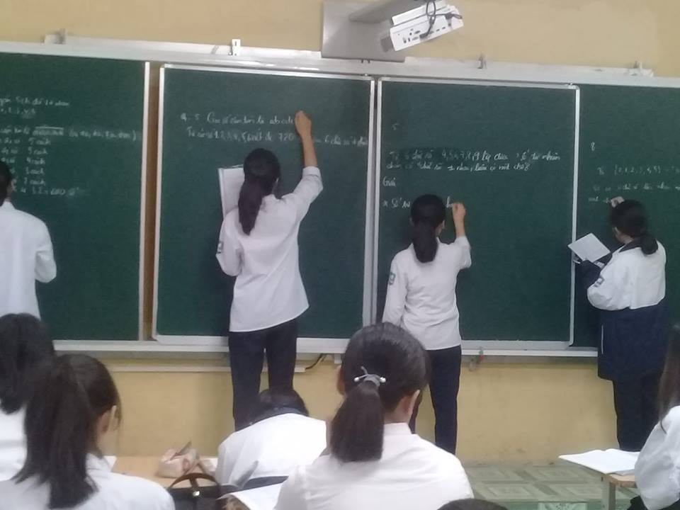 Cám cảnh những đôi bạn đũa lệch: Thật cay đắng khi chân người ta dài đến... nách mình-5