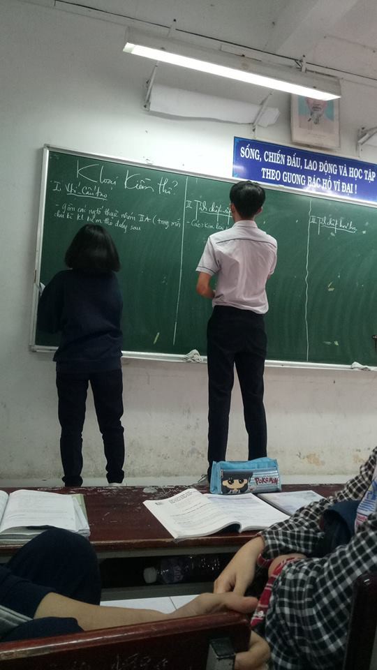 Cám cảnh những đôi bạn đũa lệch: Thật cay đắng khi chân người ta dài đến... nách mình-6