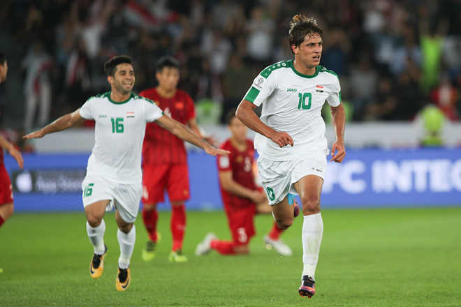 Lối chơi phòng ngự của tuyển Việt Nam bị chê thiếu hiệu quả-1