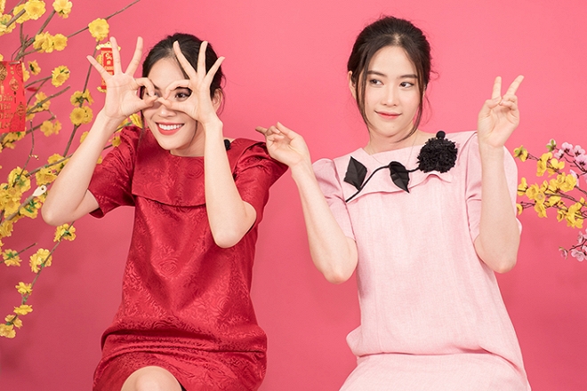 Chị em Nam Anh - Nam Em nắm chặt tay tung tăng xuống phố-8