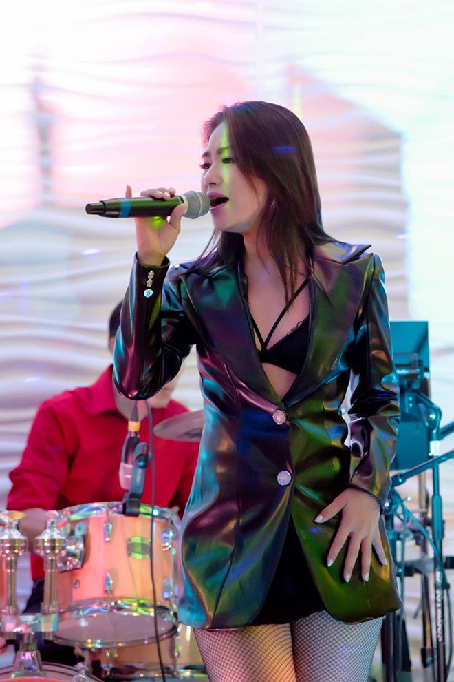 Cuộc sống của Lương Bích Hữu sau khi yêu nhầm người, phải làm mẹ đơn thân-3