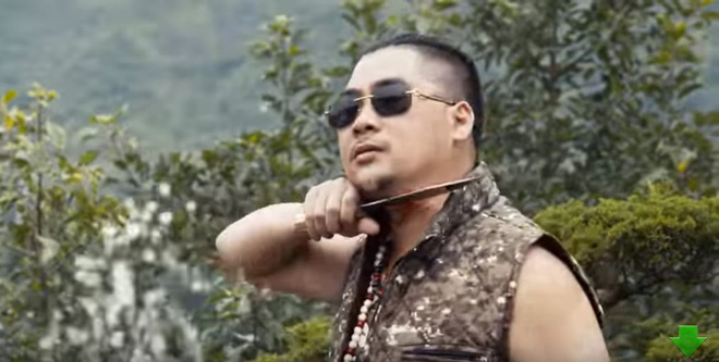 Khán giả bức xúc với phim Tết của Quang Tèo, Chiến Thắng thô tục, hở hang giống phim khiêu dâm-9